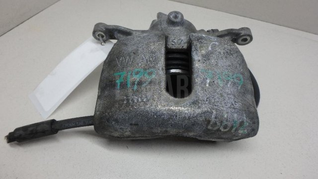 Суппорт тормозной передний левый