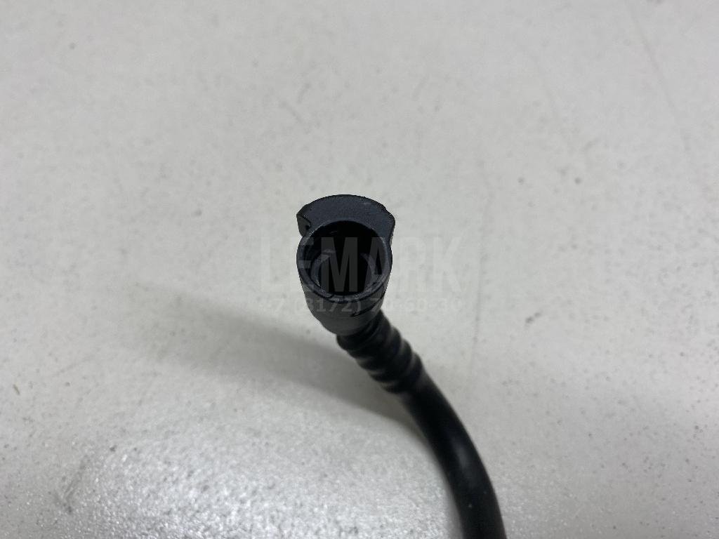 Шланг вакуумного усилителя тормоза