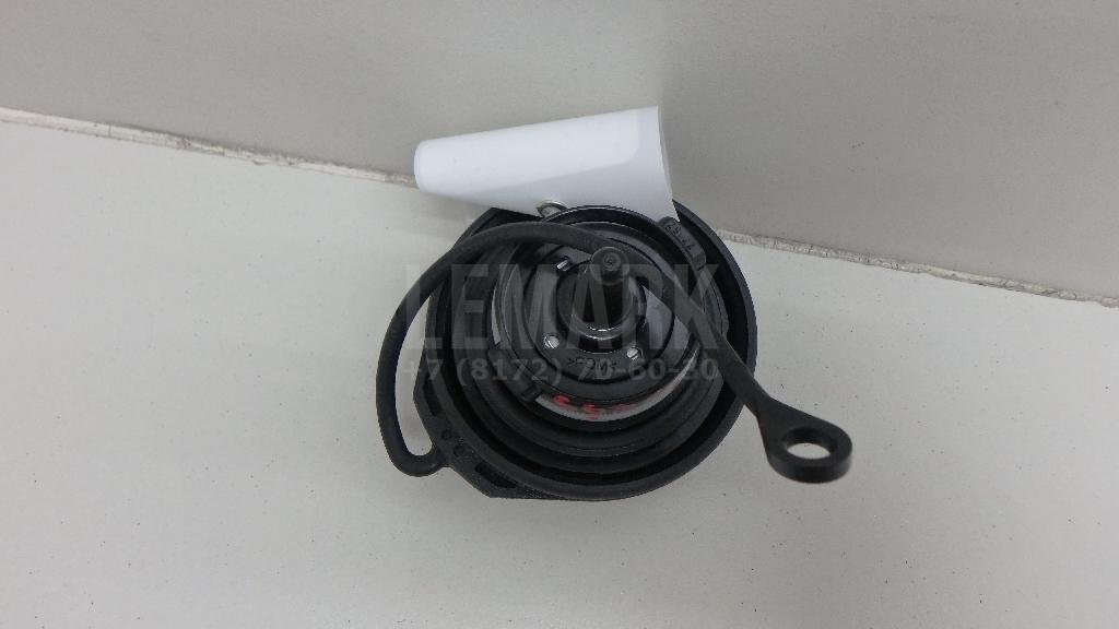 Крышка топливного бака