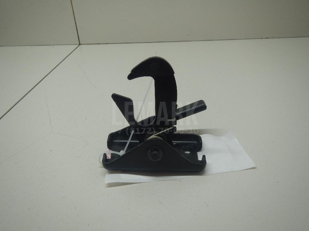 Крючок капота