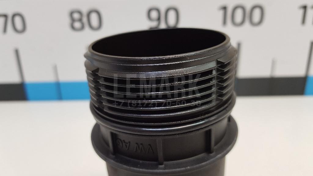 Крышка масляного фильтра