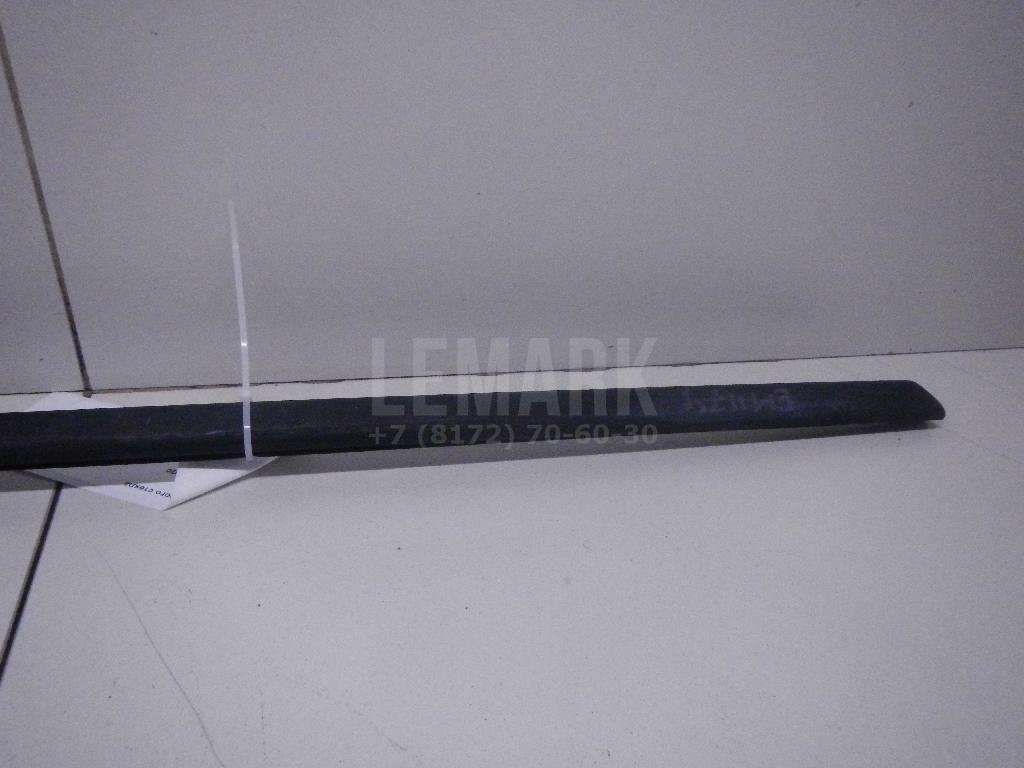 Молдинг лобового стекла