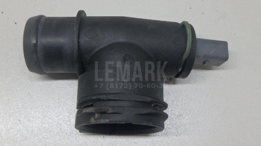 Фланец / тройник для  Audi A3 [8PA] Sportback 2004-2013