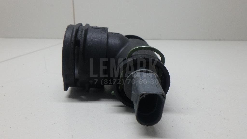 Фланец / тройник для  Audi A3 [8PA] Sportback 2004-2013