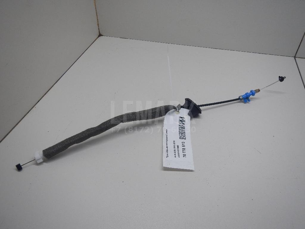 Трос открывания передней двери