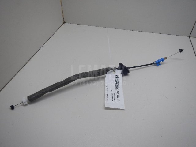 Трос открывания передней двери