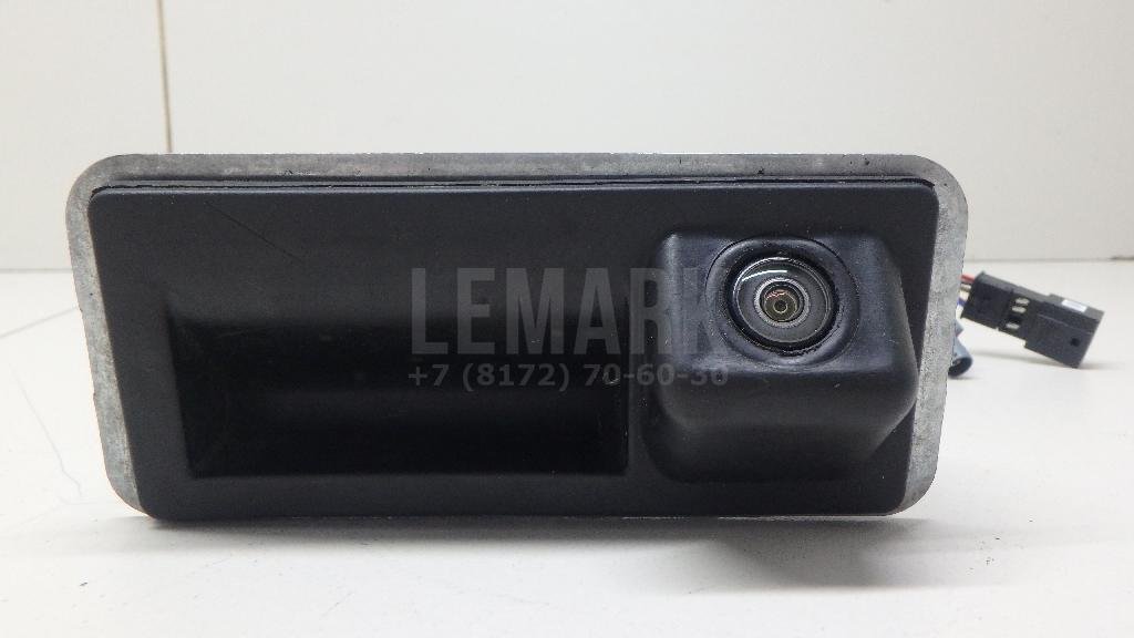 Кнопка открывания багажника