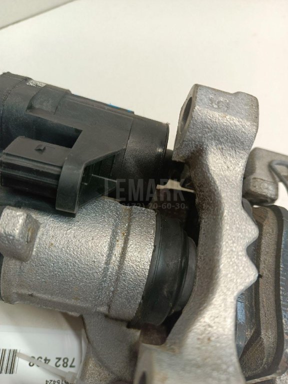 Скоба суппорта заднего