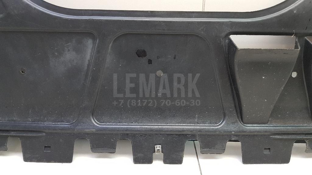 Пыльник двигателя центральный