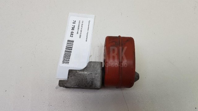 Кронштейн глушителя