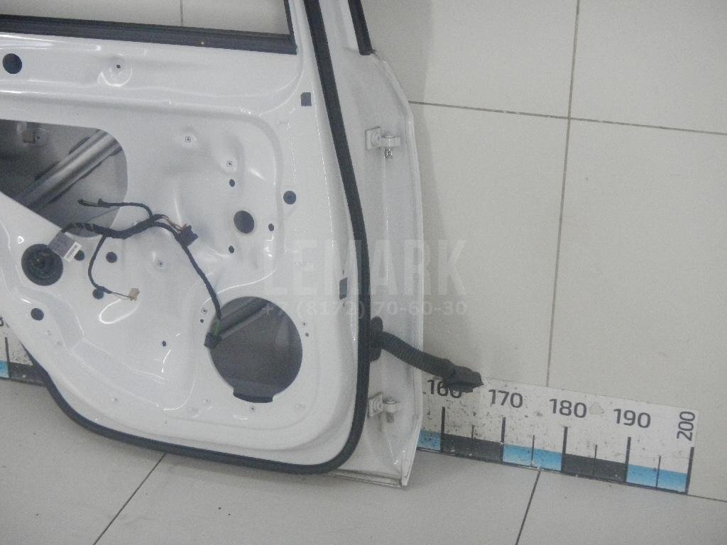 Дверь задняя левая