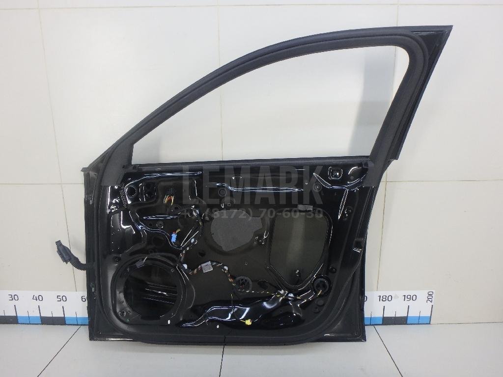 Дверь передняя правая