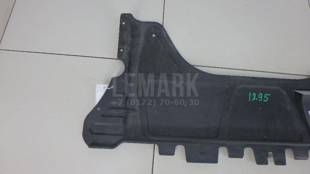 Пыльник двигателя центральный