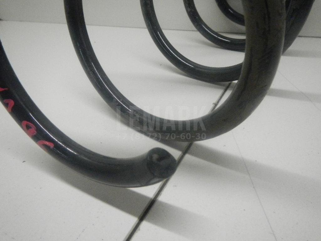 Пружина передняя