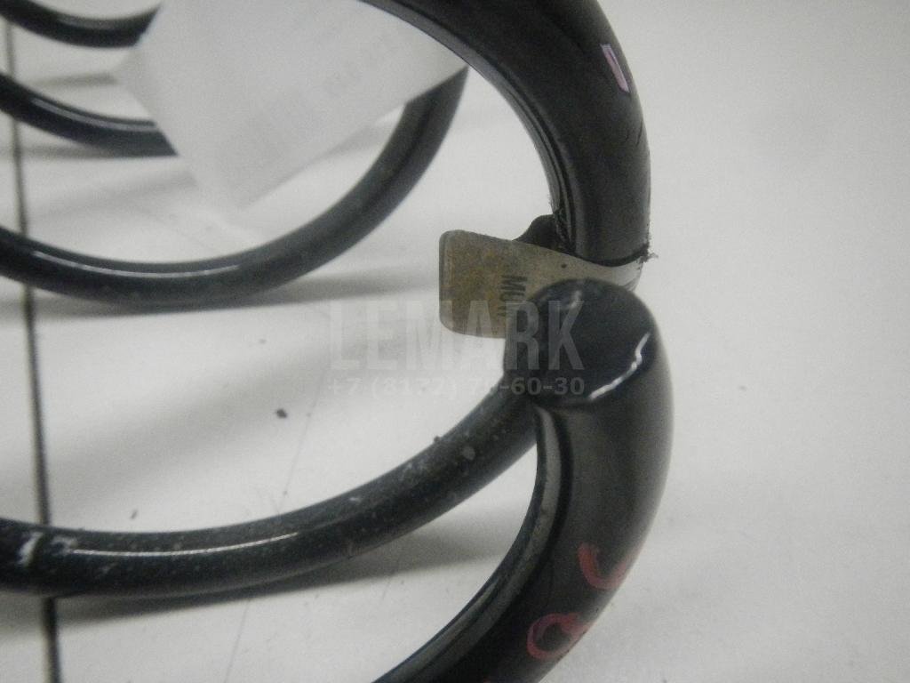 Пружина передняя