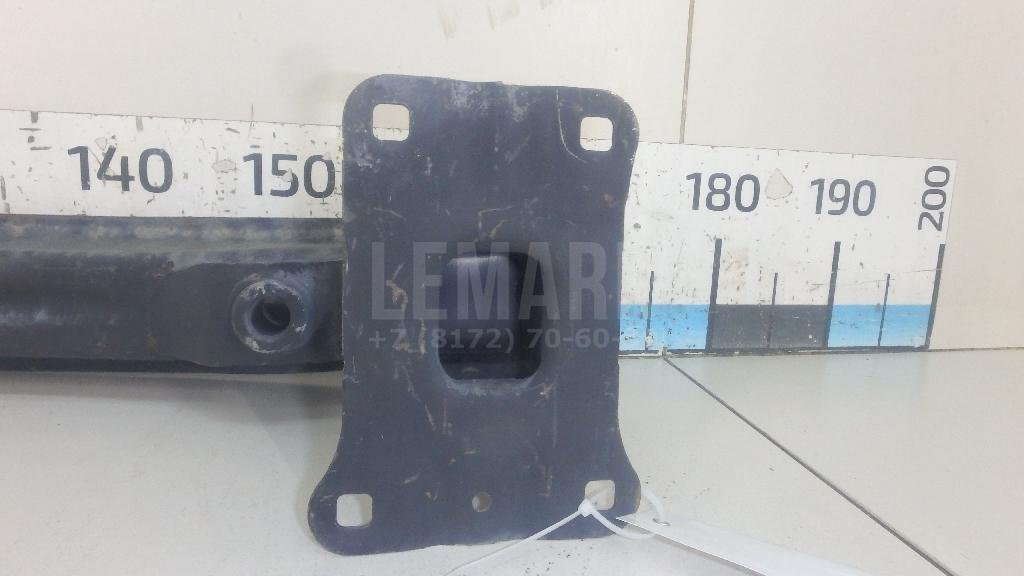 Усилитель заднего бампера