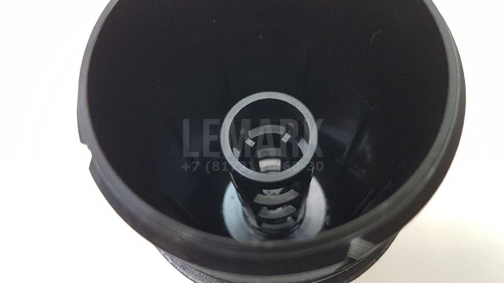 Крышка масляного фильтра