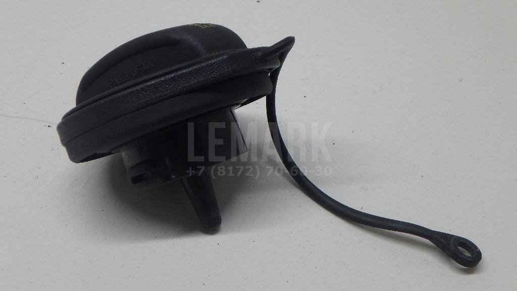 Крышка топливного бака