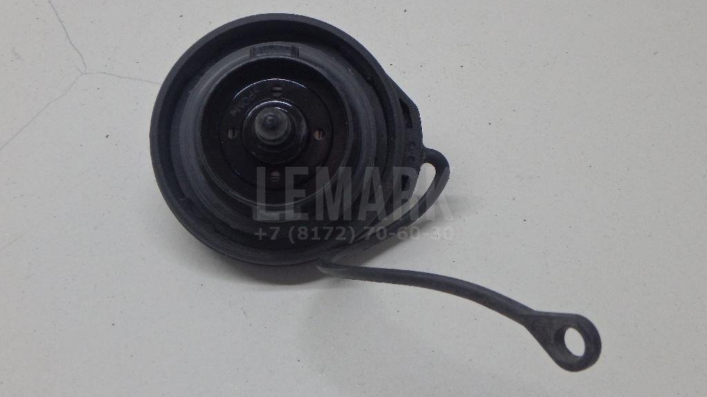 Крышка топливного бака