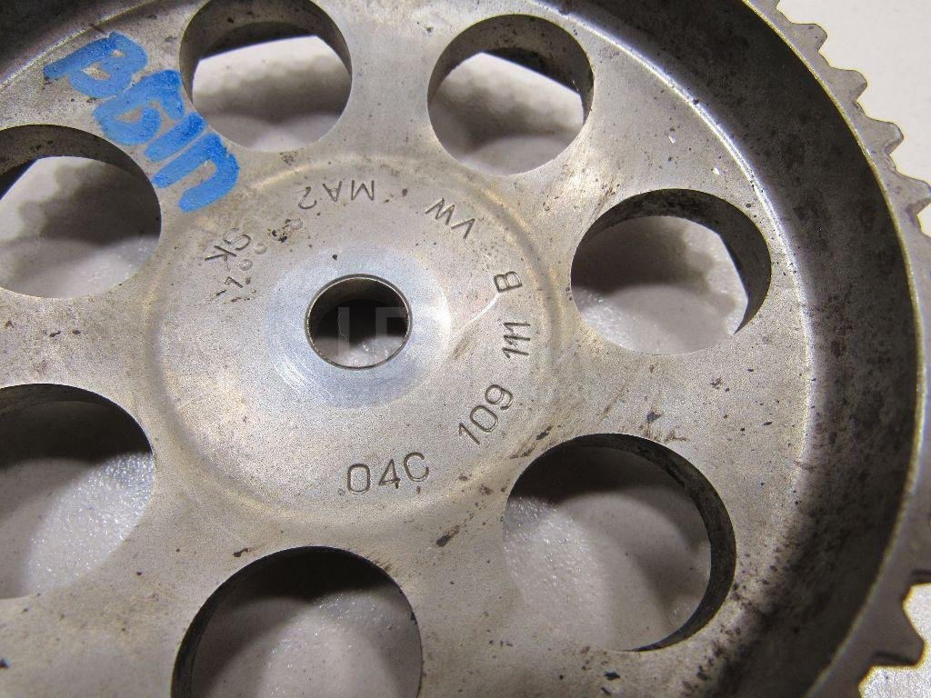 Шестерня (шкив) распредвала