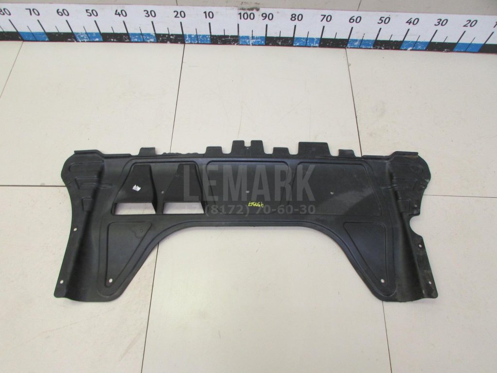 Пыльник двигателя центральный