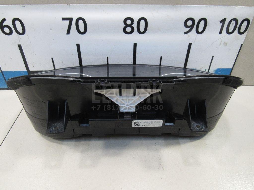 Панель приборов