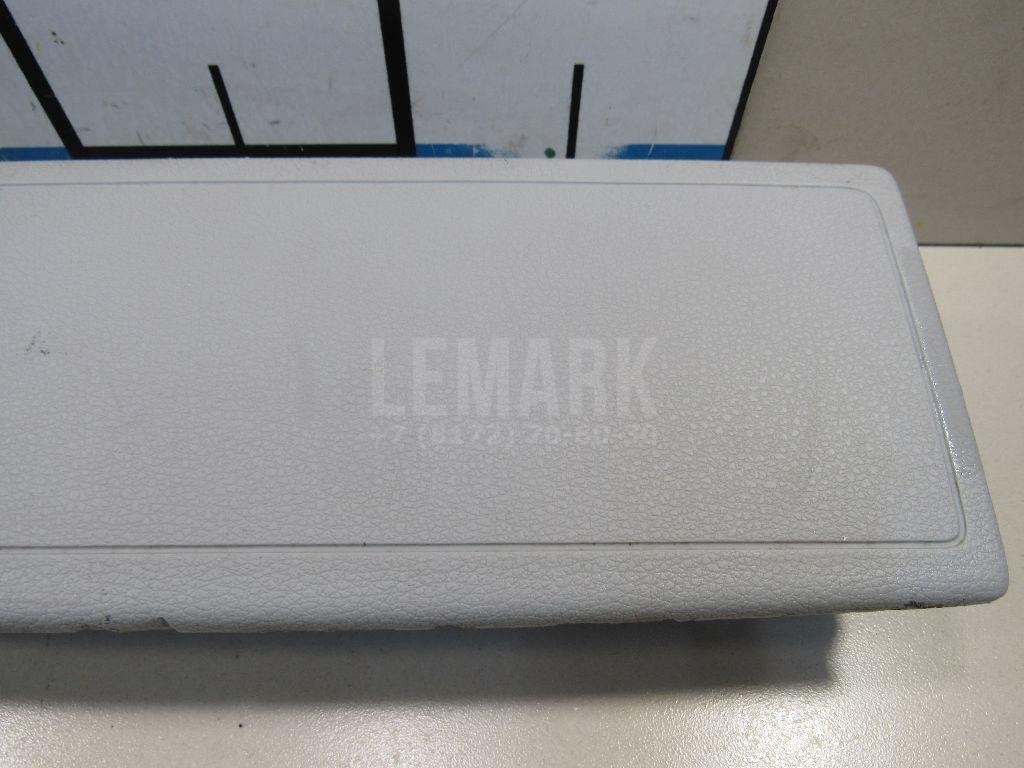 Подушка безопасности нижняя (для колен)