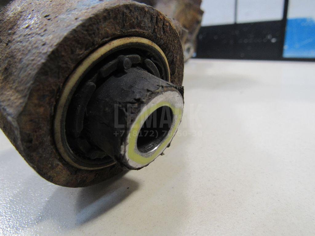 Кулак поворотный задний левый