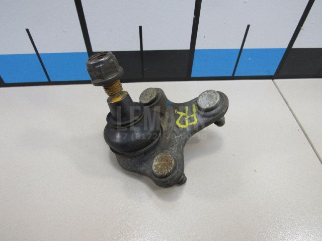 Опора шаровая правая передней подвески