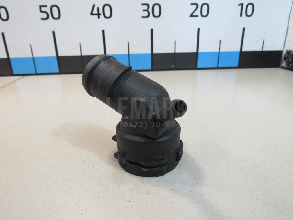 Фланец двигателя системы охлаждения