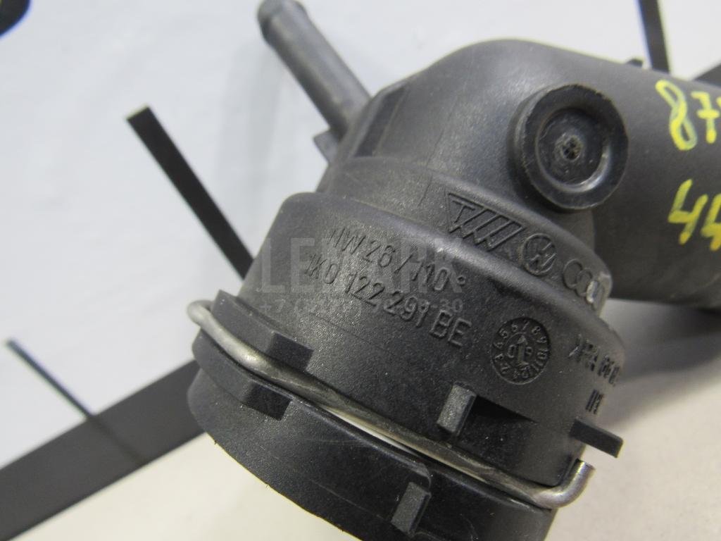 Фланец двигателя системы охлаждения