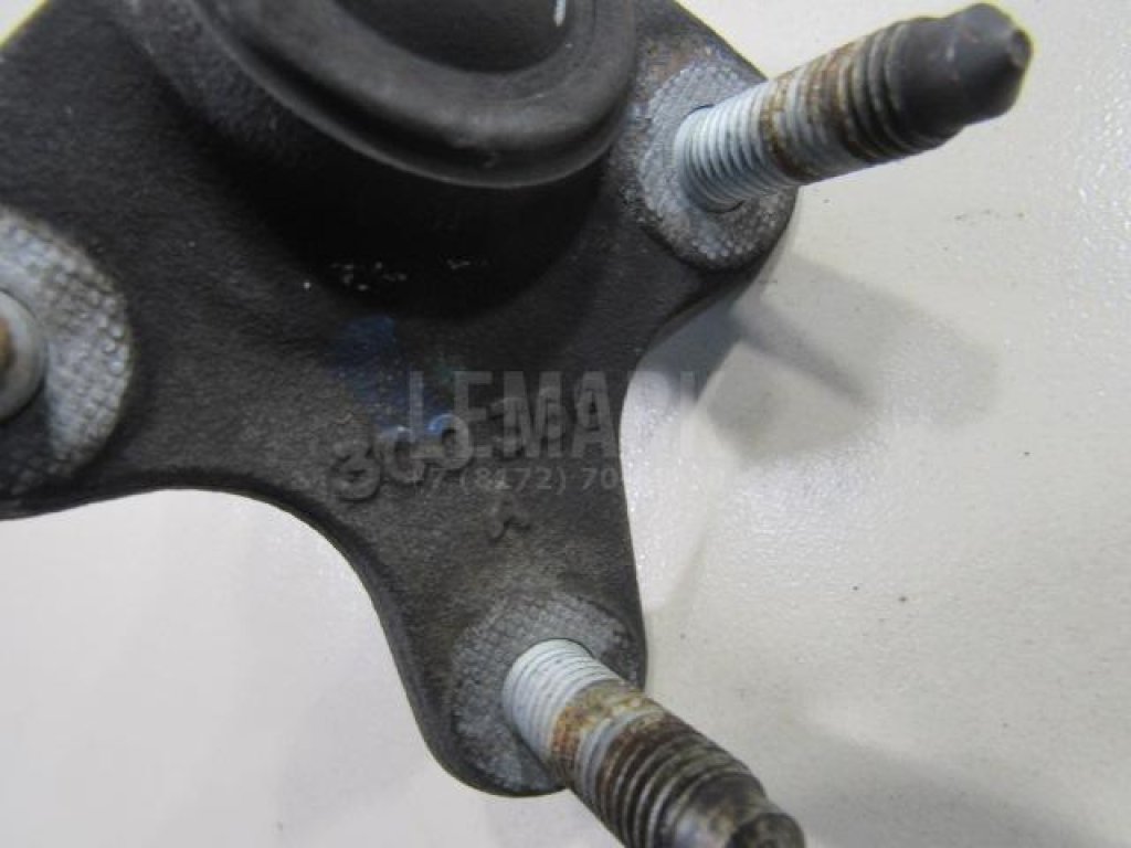 Опора шаровая правая передней подвески