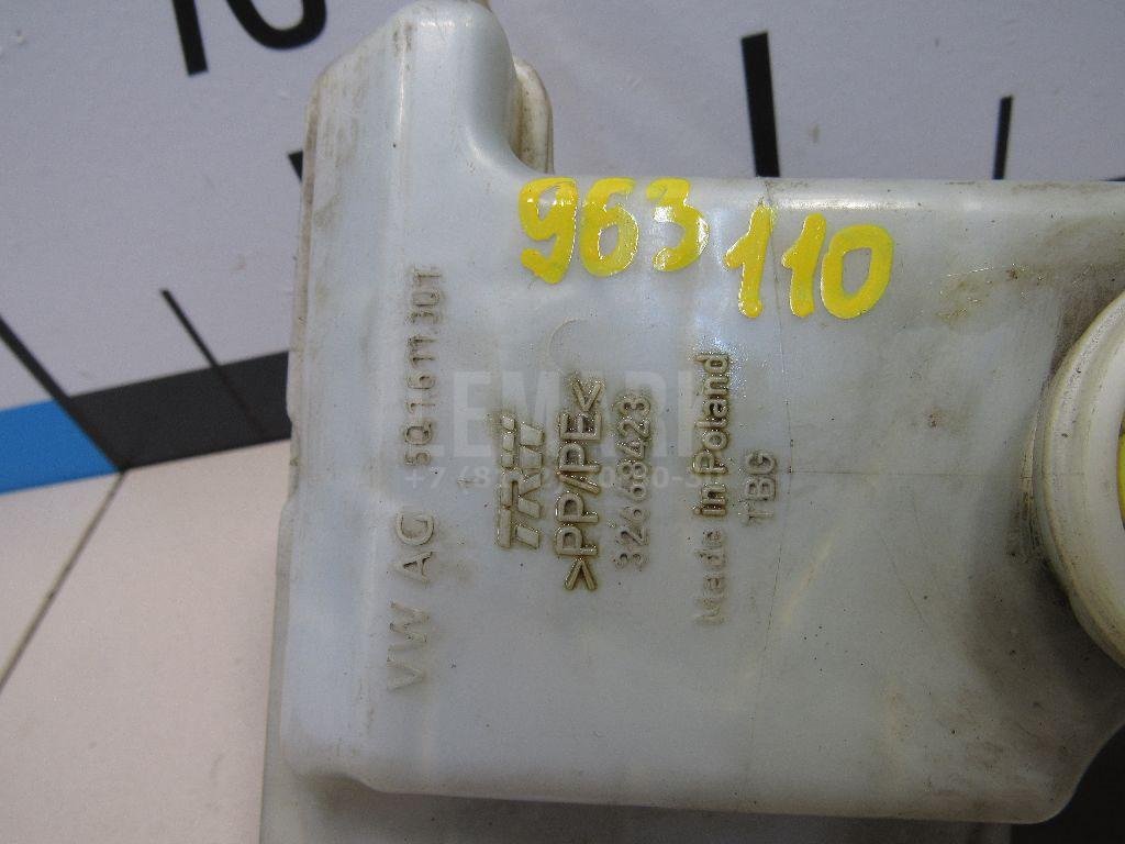 Бачок главного тормозного цилиндра