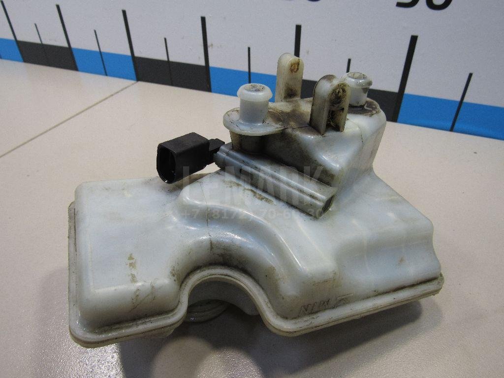 Бачок главного тормозного цилиндра