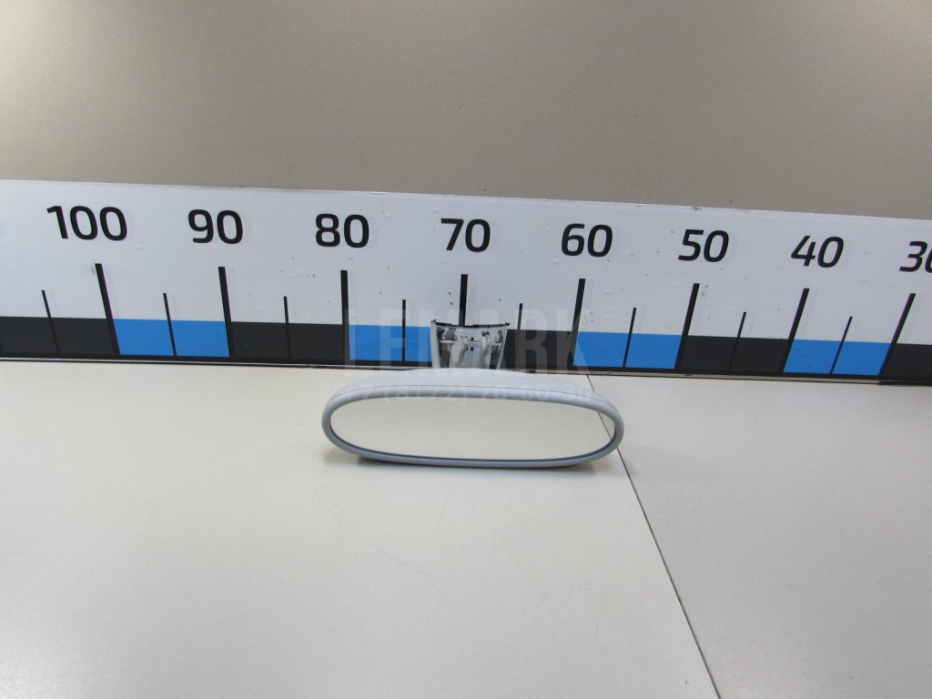 Зеркало заднего вида