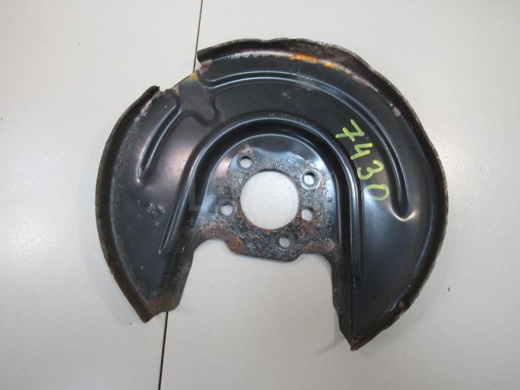 Щит опорный задний правый