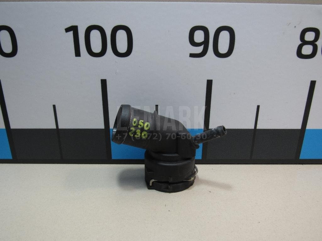 Фланец двигателя системы охлаждения