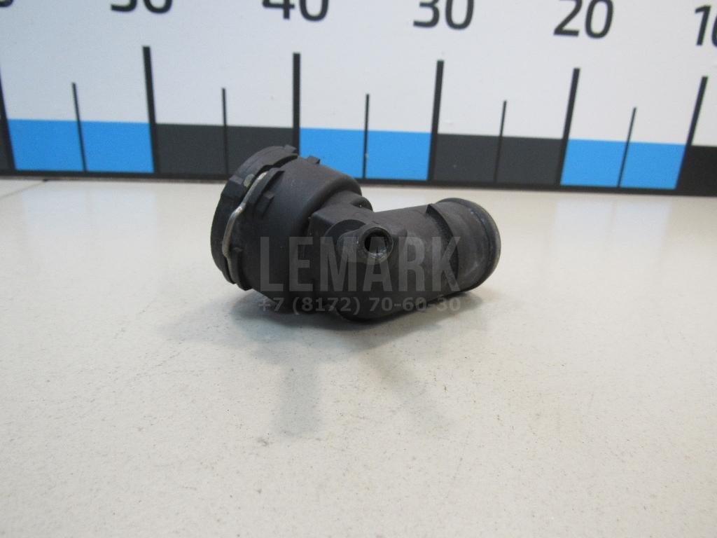 Фланец двигателя системы охлаждения