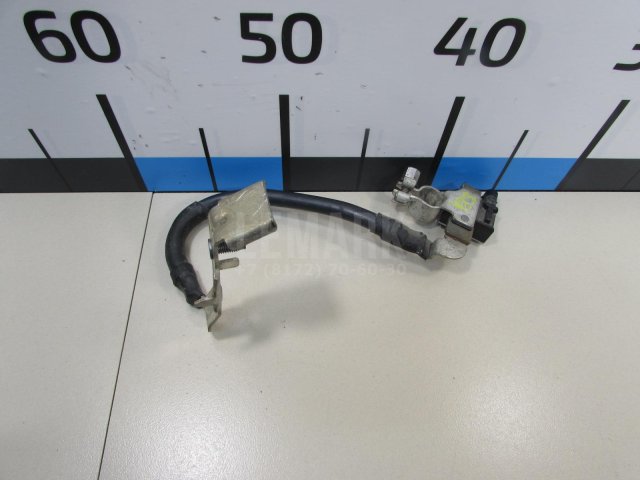 Клемма аккумулятора минус