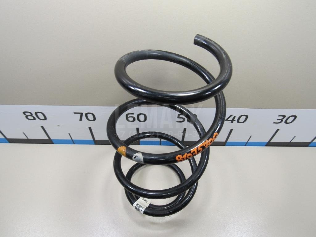 Пружина передняя