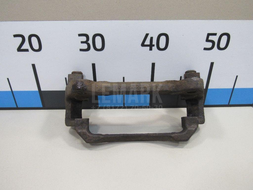 Скоба суппорта переднего левого