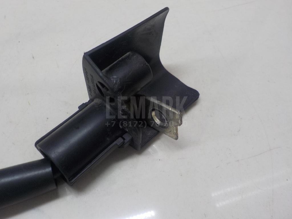 Клемма аккумулятора плюс