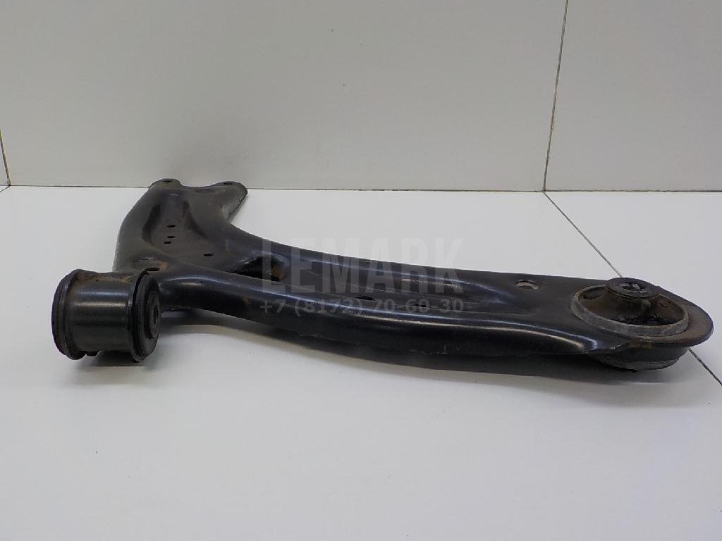 Рычаг передний правый