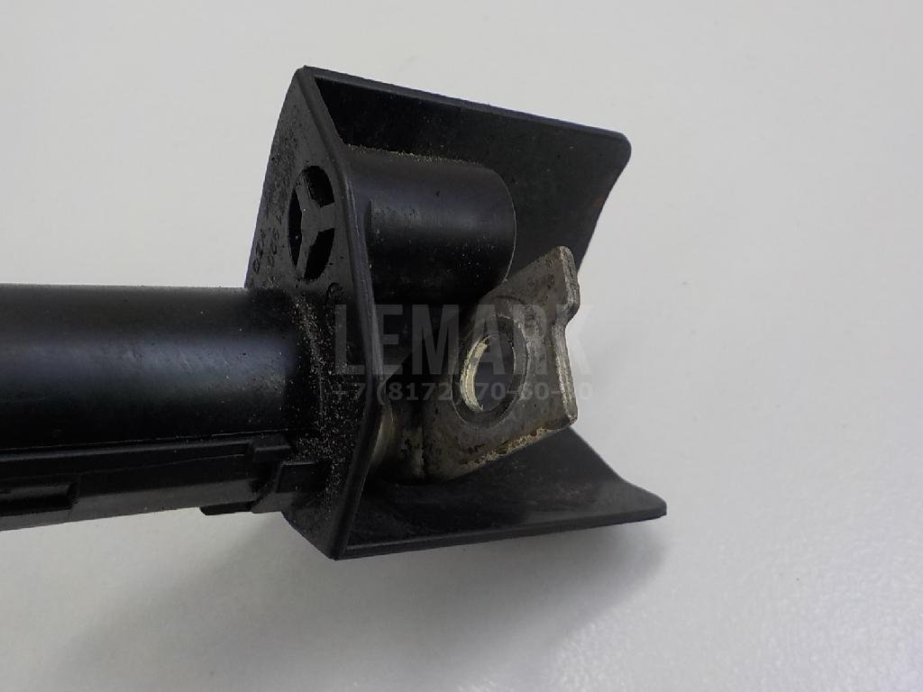 Клемма аккумулятора плюс