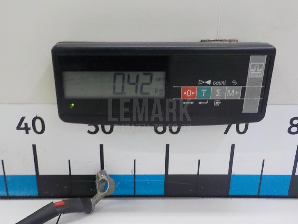 Клемма аккумулятора плюс