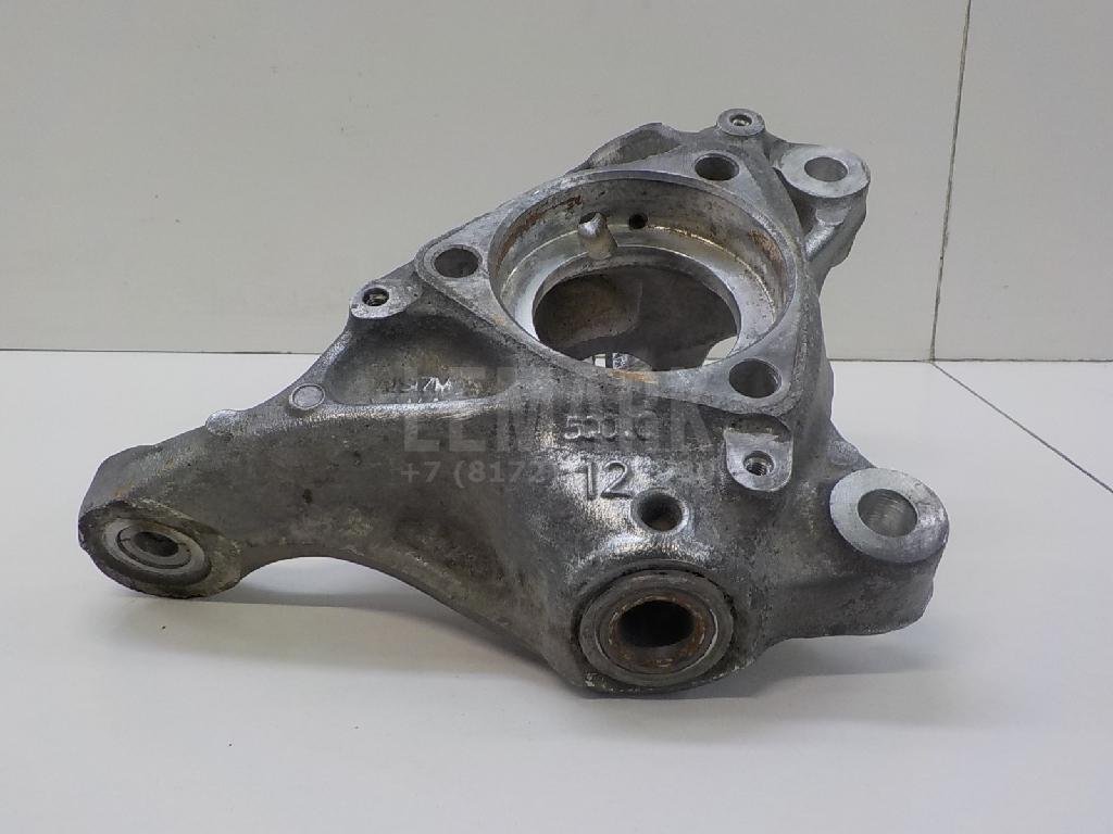 Кулак поворотный передний правый