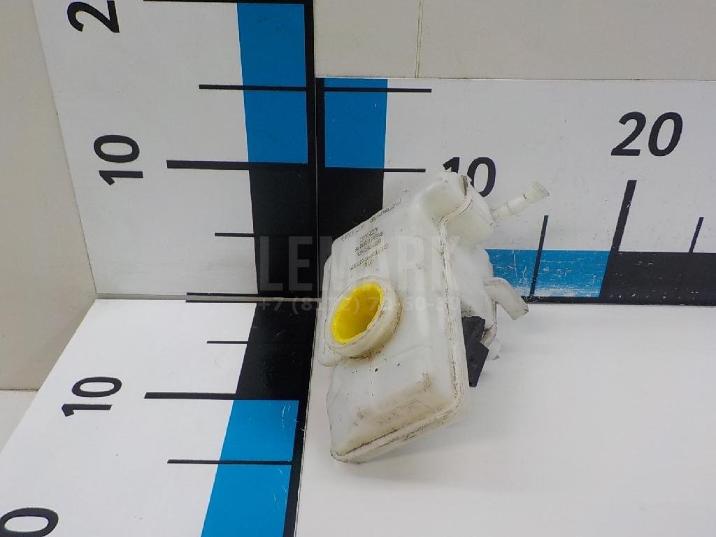 Бачок главного тормозного цилиндра