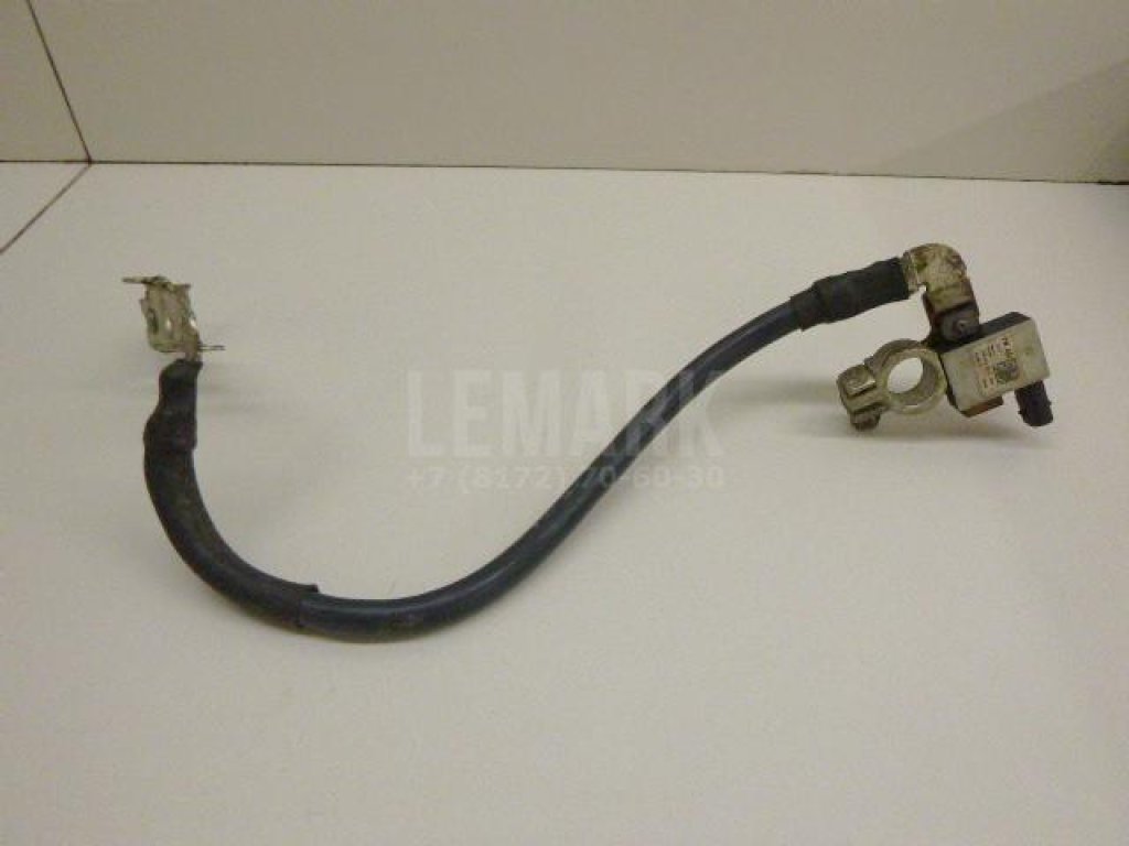 Клемма аккумулятора минус