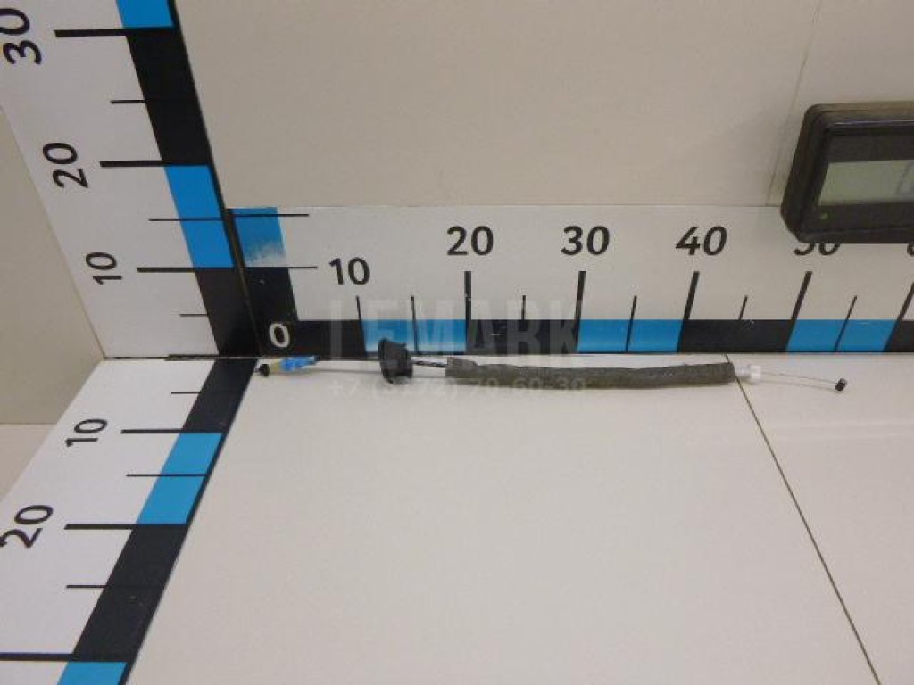 Трос открывания передней двери