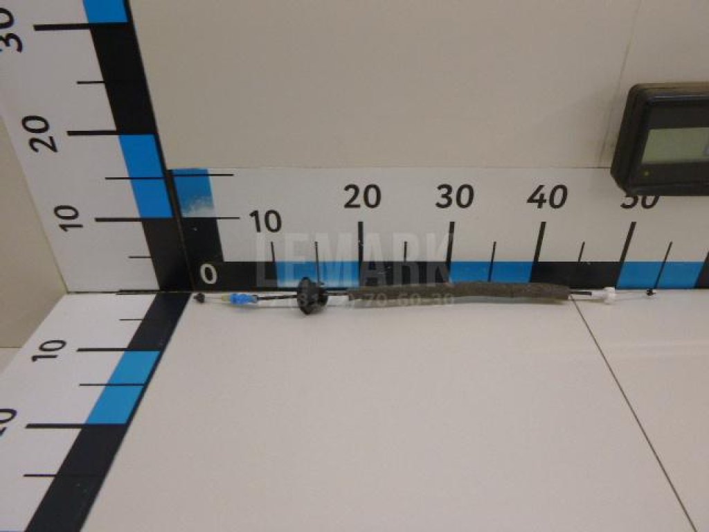 Трос открывания передней двери